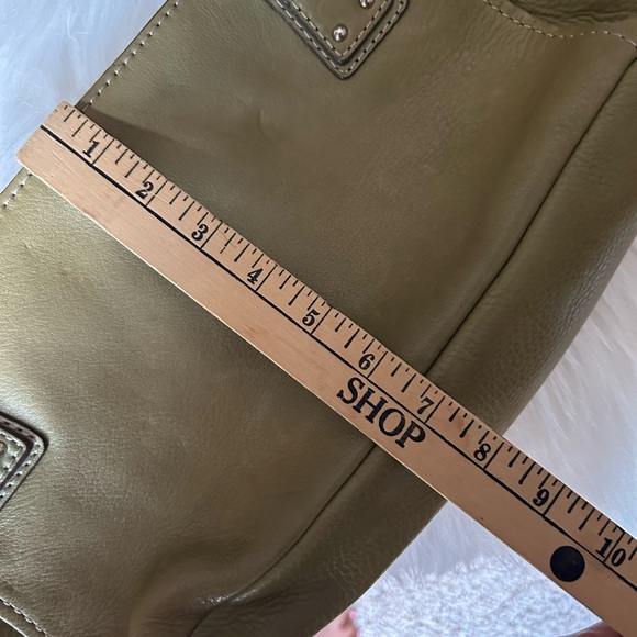 Fossil Vintage Olive Green Leather Shoulder Bag - Picture 11 of 14